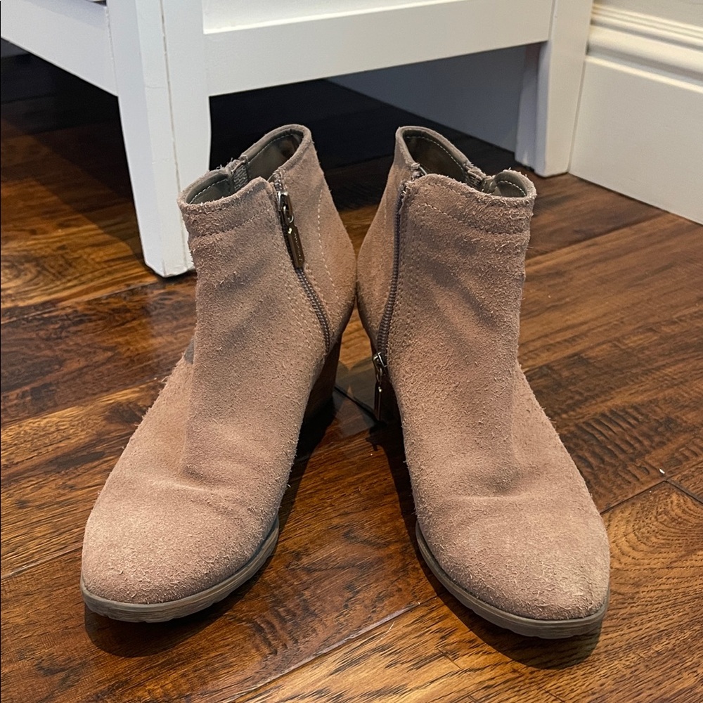 Blondo Suede Ankle Booties in Taupe